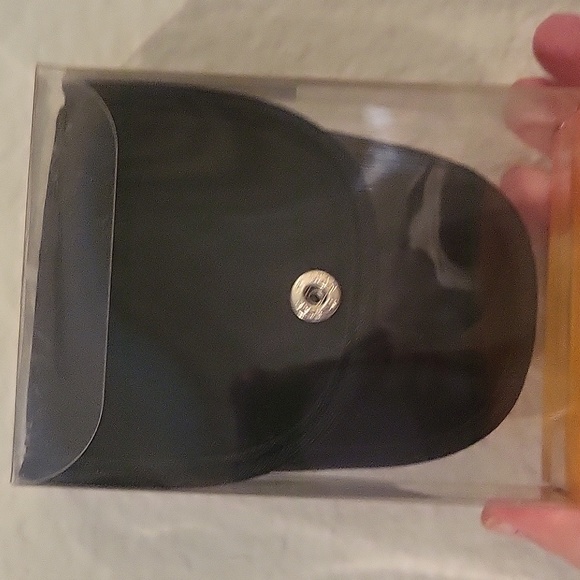 Manicure set - Picture 3 of 3